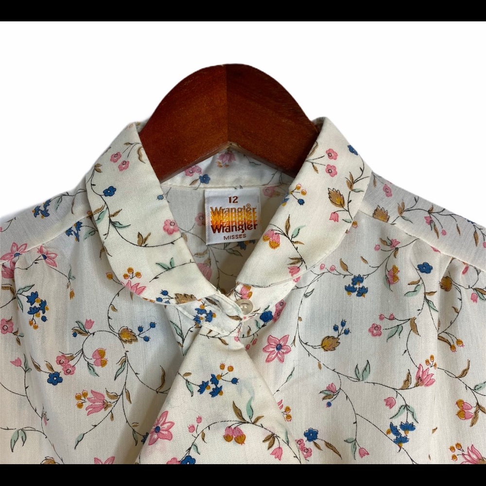 Vintage Wrangler Ruffle Button Up Blouse - image 4